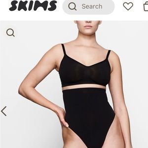 NWT NEW Skims black seamless sculpt thong high waisted size L Large